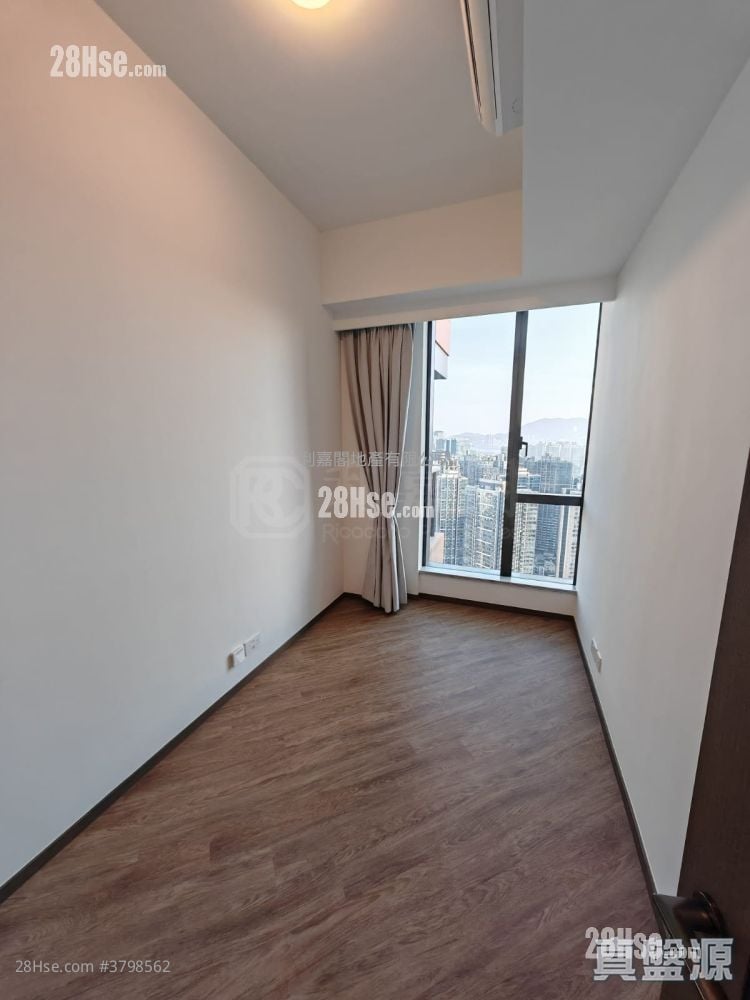 Cullinan Sky Rental 4 Bedrooms , 3 Bathrooms 1,993 ft²