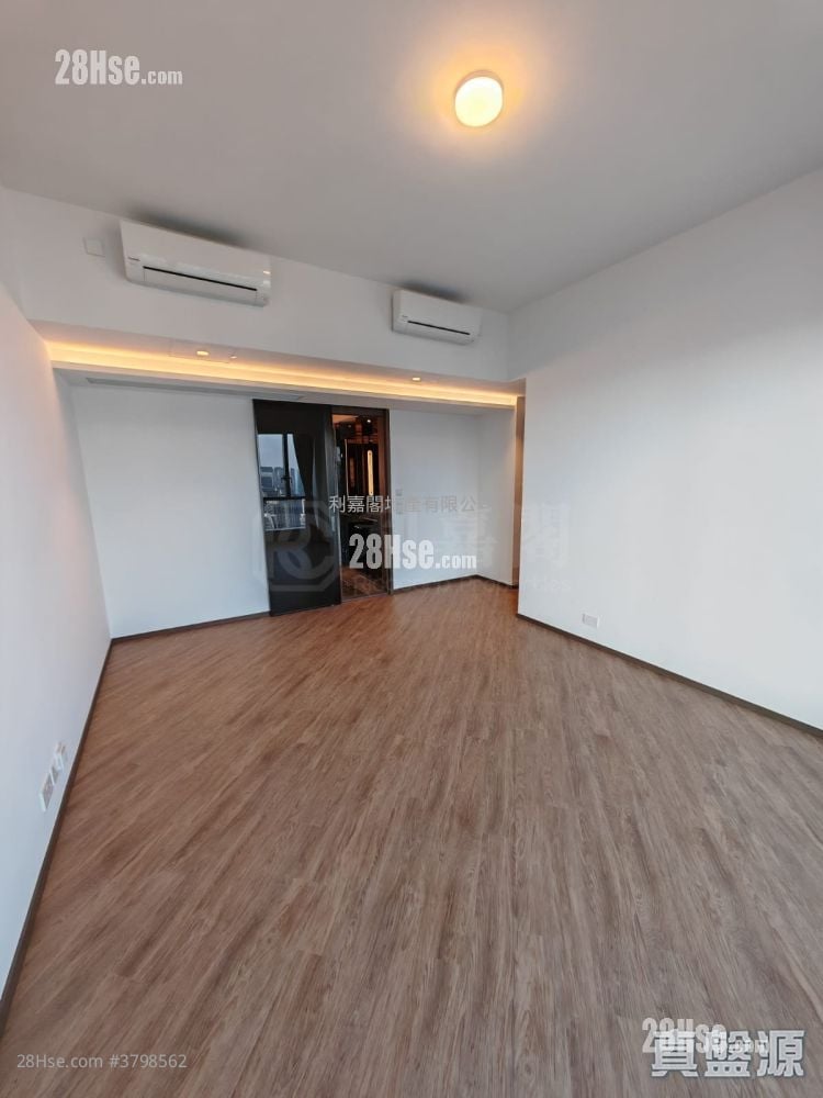 Cullinan Sky Rental 4 Bedrooms , 3 Bathrooms 1,993 ft²