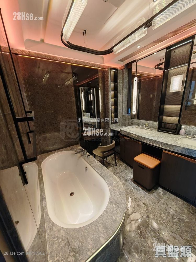 Cullinan Sky Rental 4 Bedrooms , 3 Bathrooms 1,993 ft²