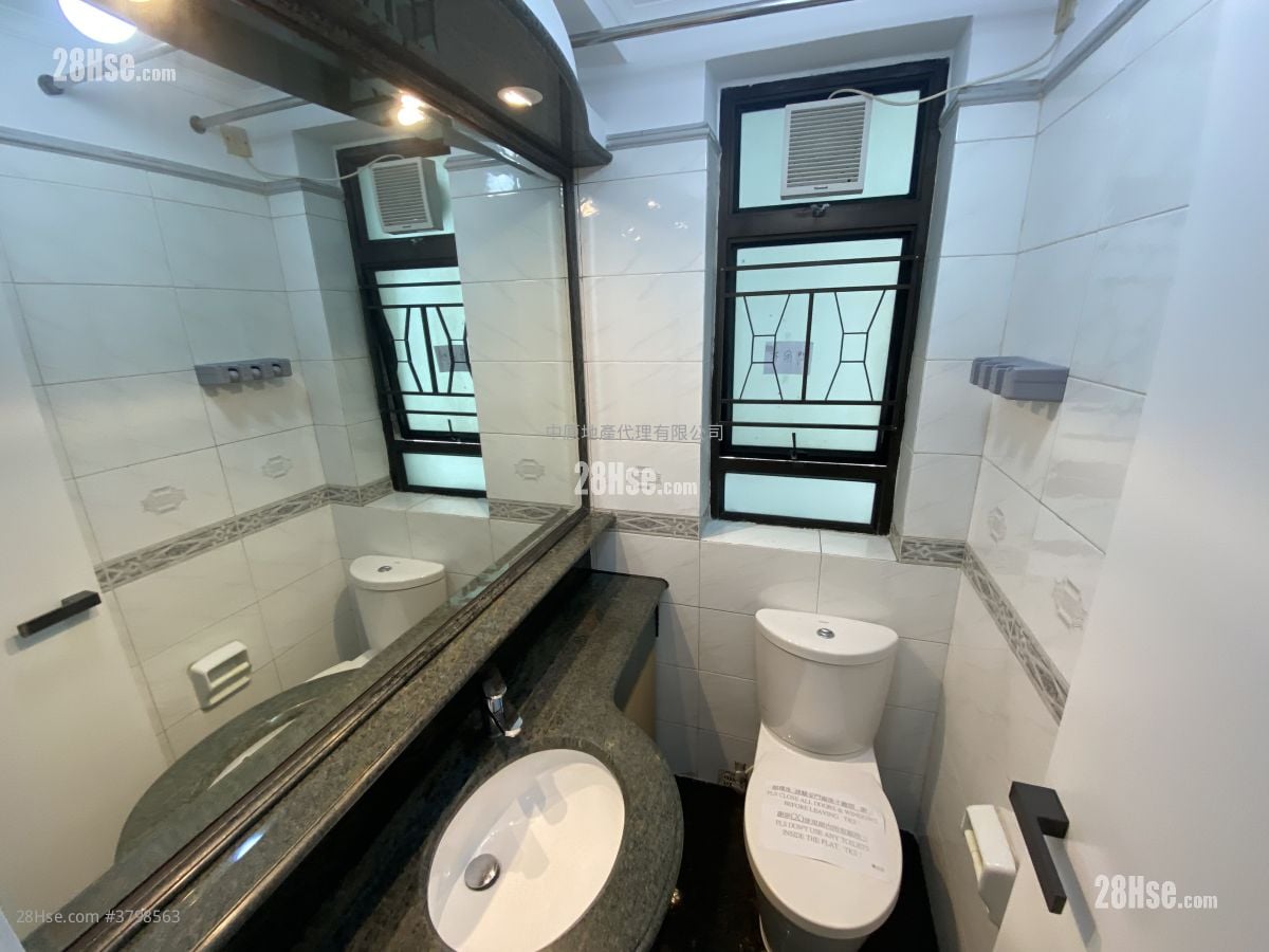 骏景园 售盘 3 房 676 平方尺