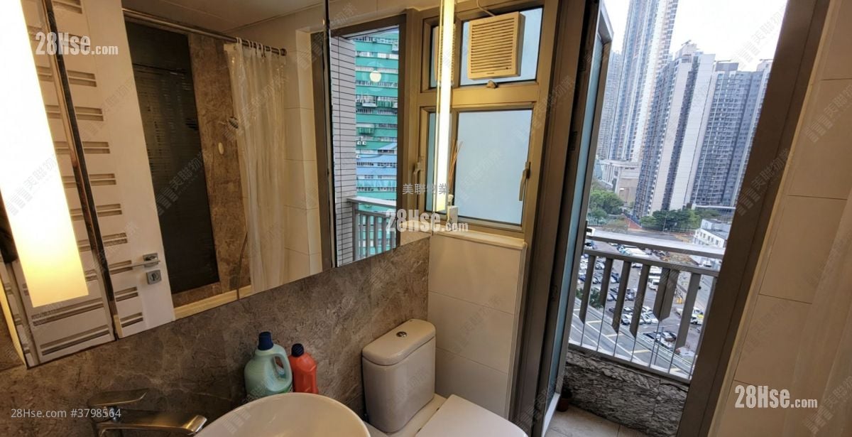 City Point Rental 3 Bedrooms , 2 Bathrooms 711 ft²