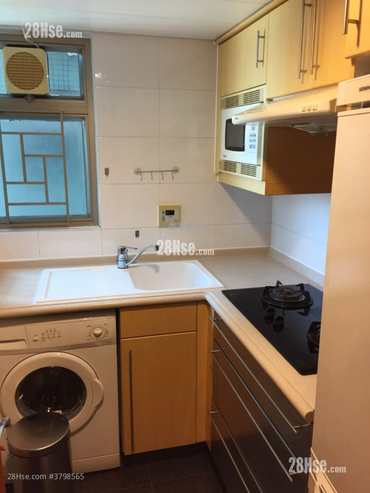 Park Central Sell 2 Bedrooms , 1 Bathroom 465 ft²