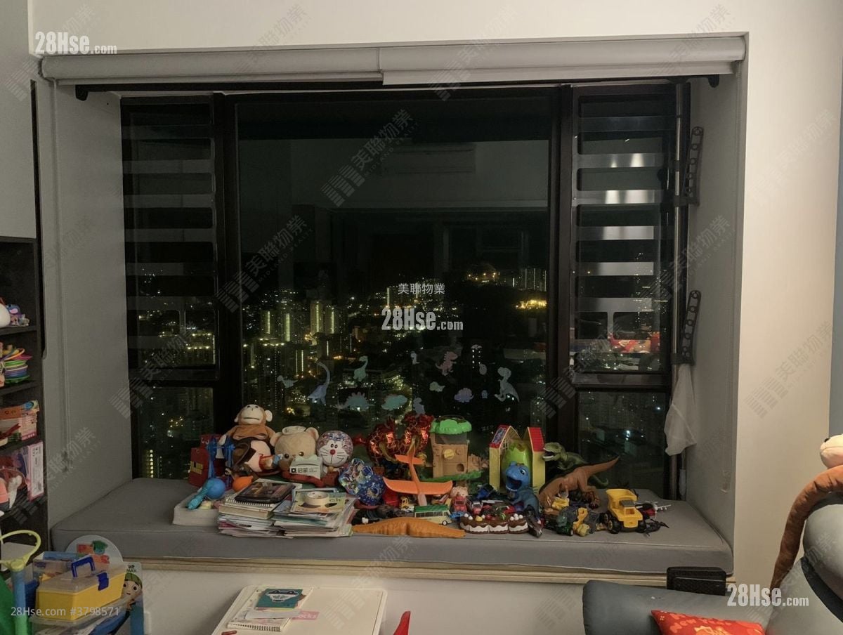 Chelsea Court Sell 454 ft²