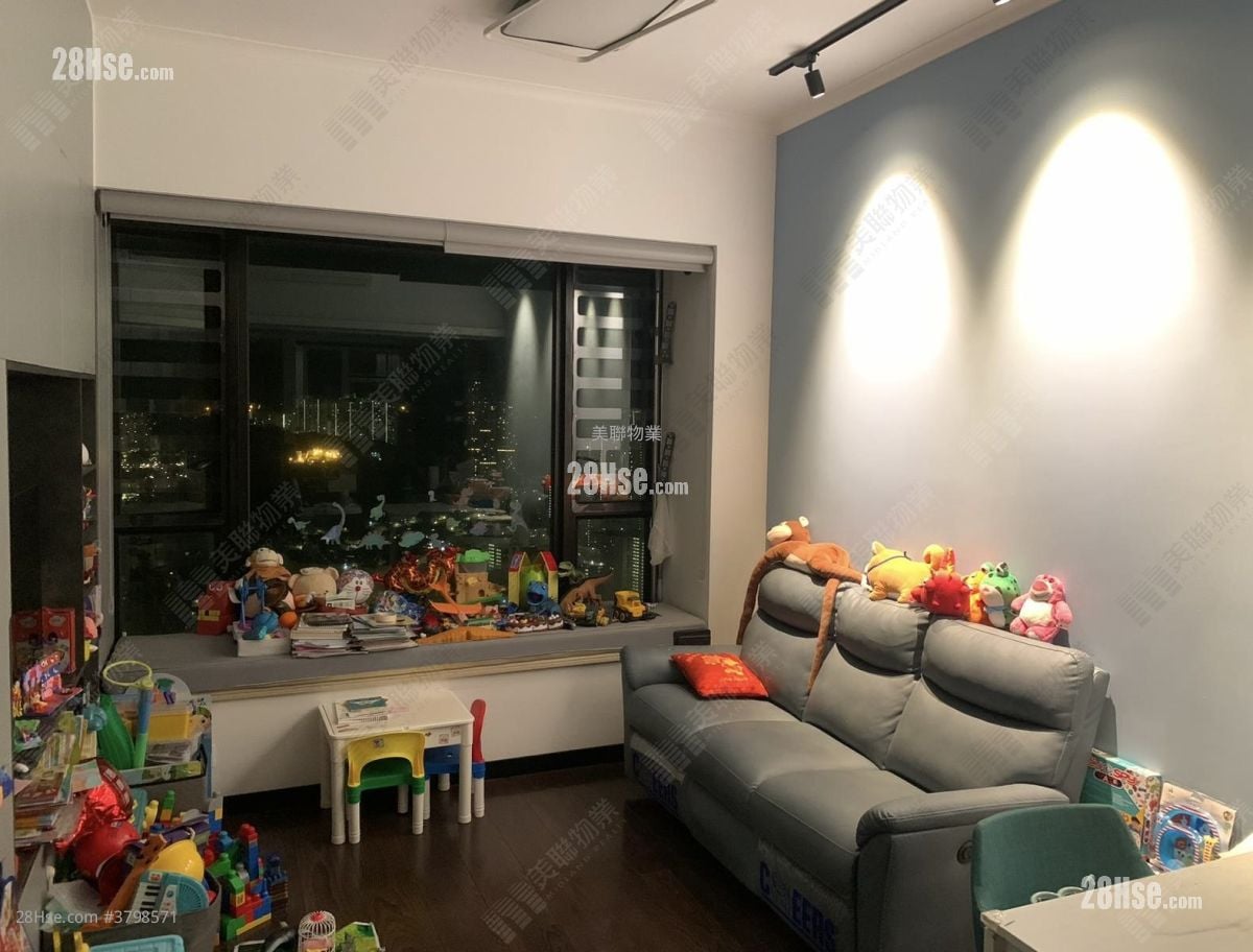 Chelsea Court Sell 454 ft²