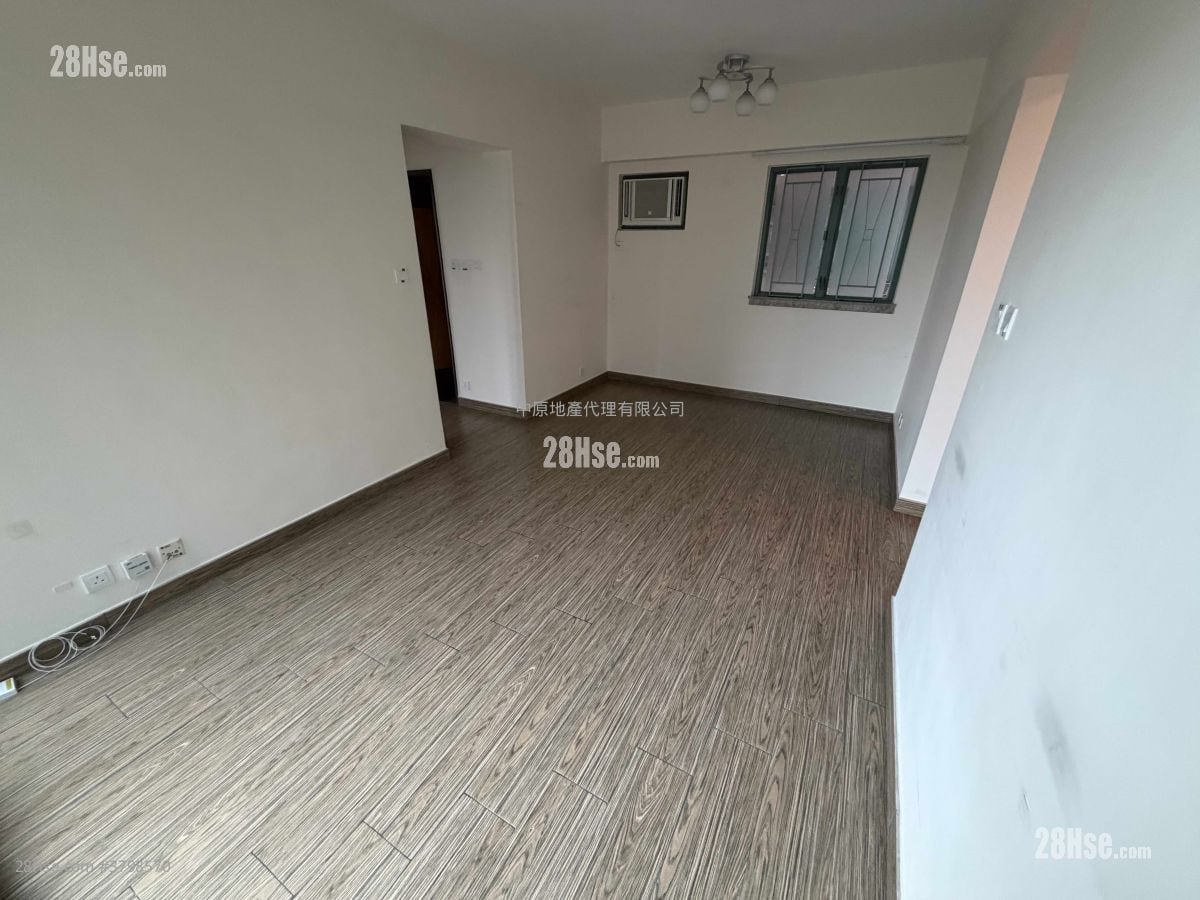 Parkside Villa Sell 2 Bedrooms 590 ft²