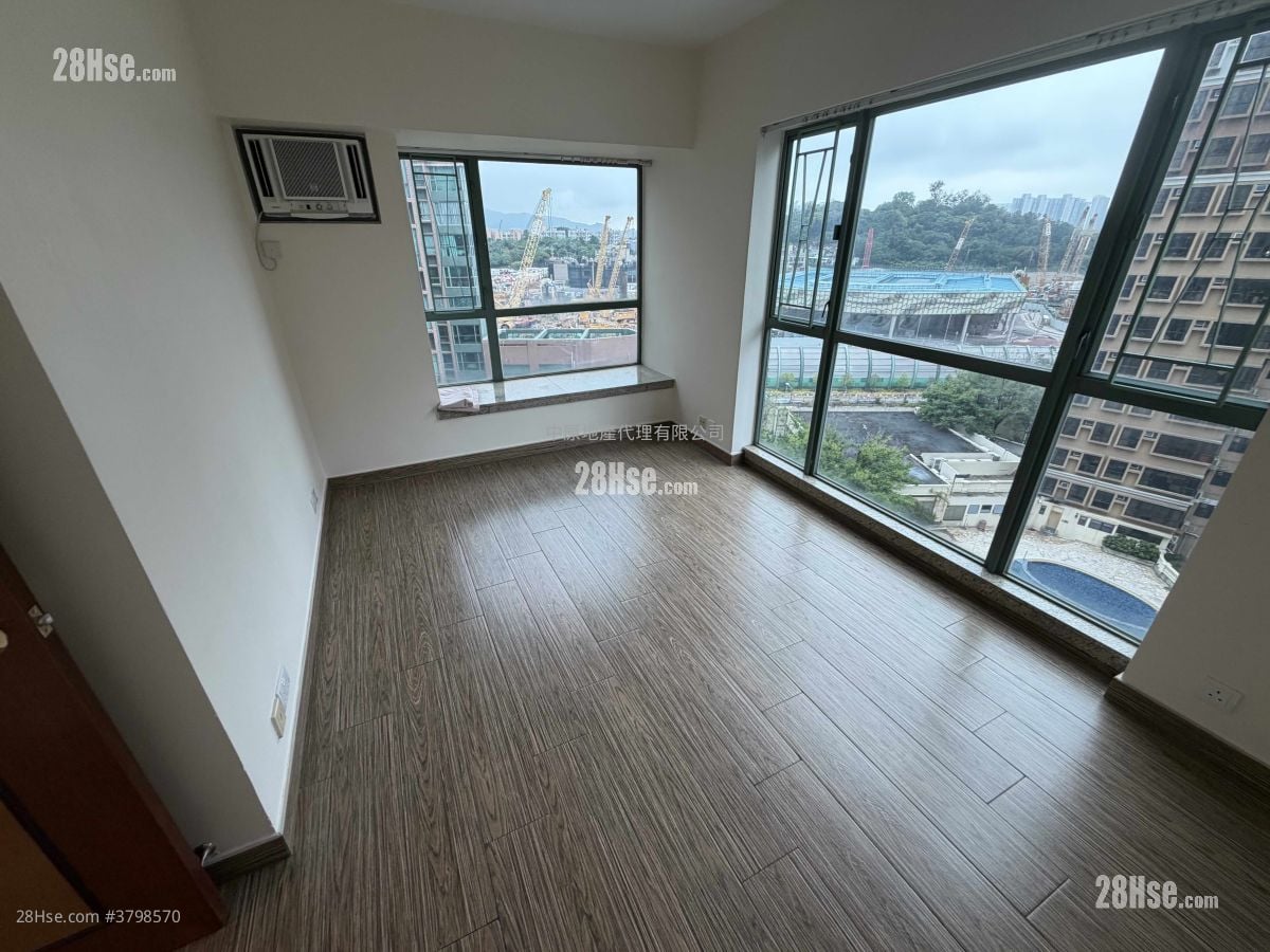 Parkside Villa Sell 2 Bedrooms 590 ft²