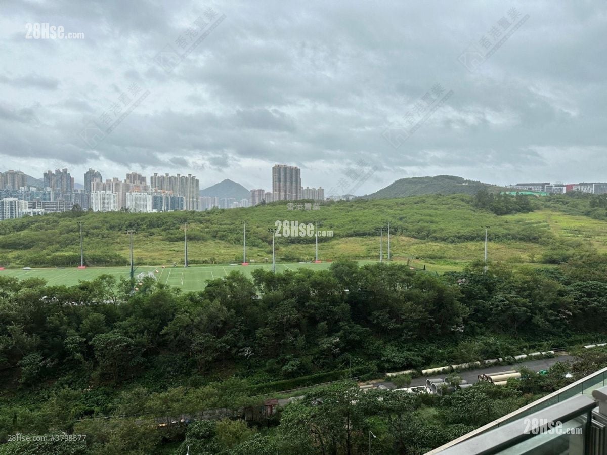 Hemera Rental 4 Bedrooms , 3 Bathrooms 1,142 ft²