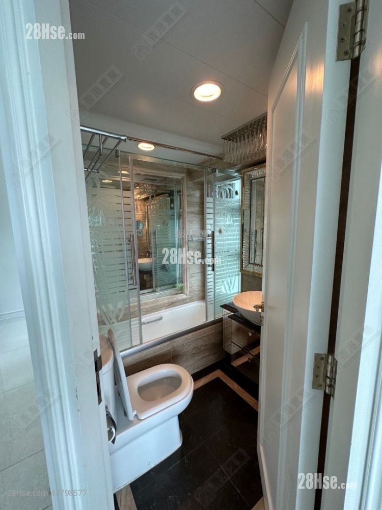 Hemera Rental 4 Bedrooms , 3 Bathrooms 1,142 ft²