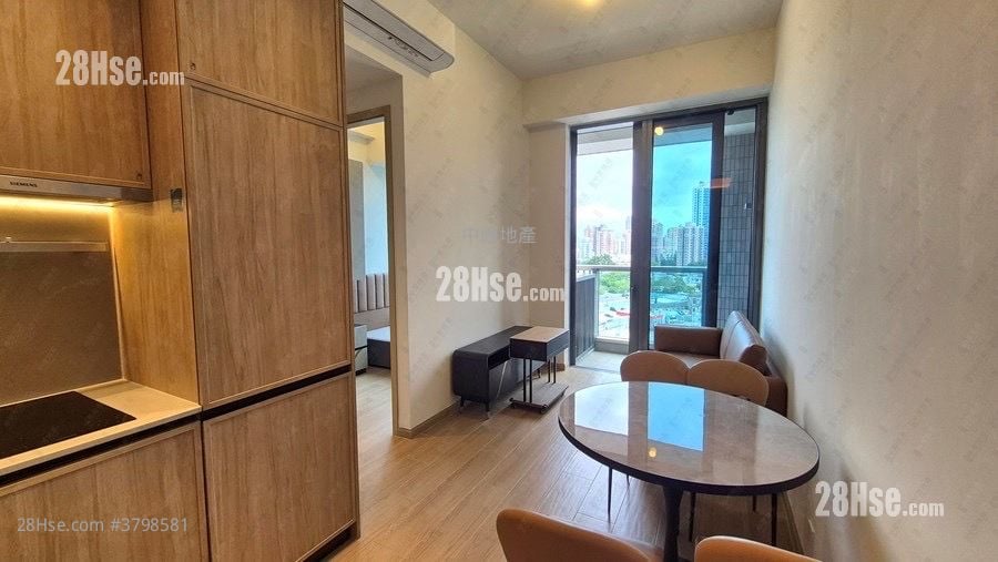 朗天峰 售盘 2 房 395 平方尺