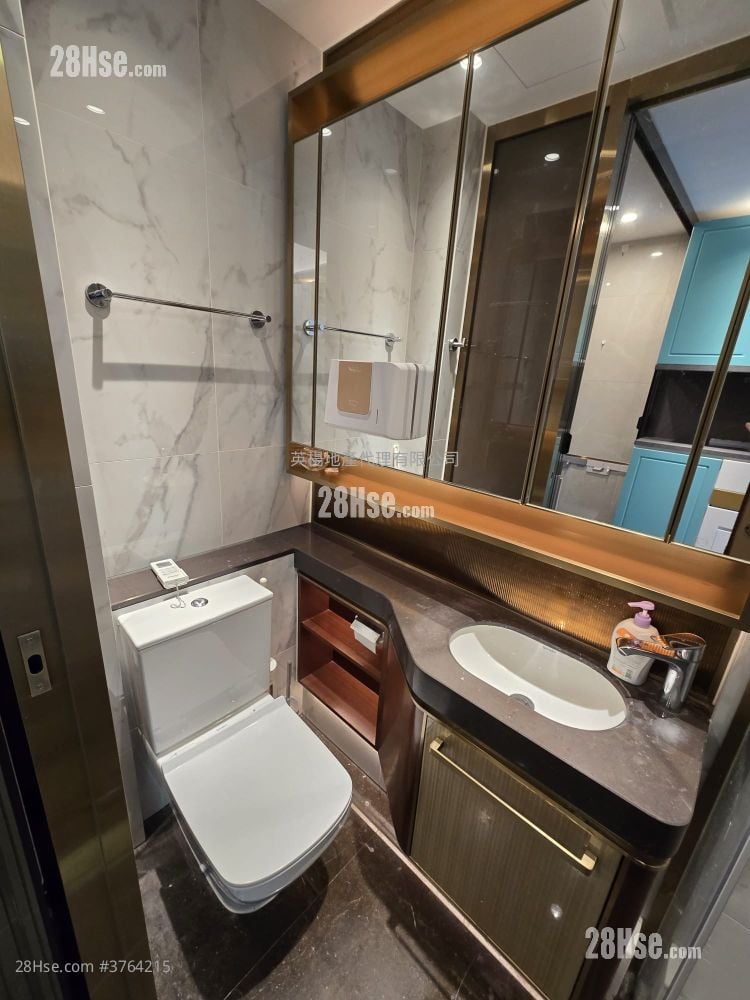 Ocean Camino Rental 223 ft²