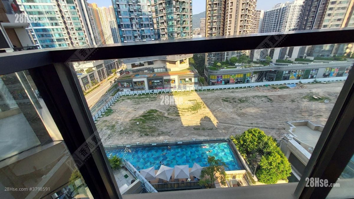 The Wings Rental 3 Bedrooms , 2 Bathrooms 693 ft²