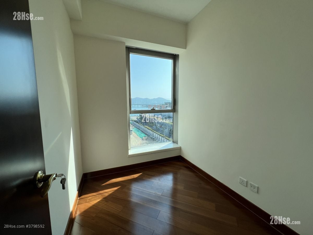 Corinthia By The Sea Rental 3 Bedrooms , 2 Bathrooms 1,070 ft²