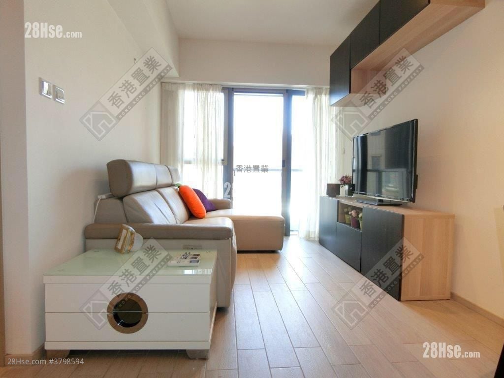 The Wings Rental 2 Bedrooms , 1 Bathroom 541 ft²