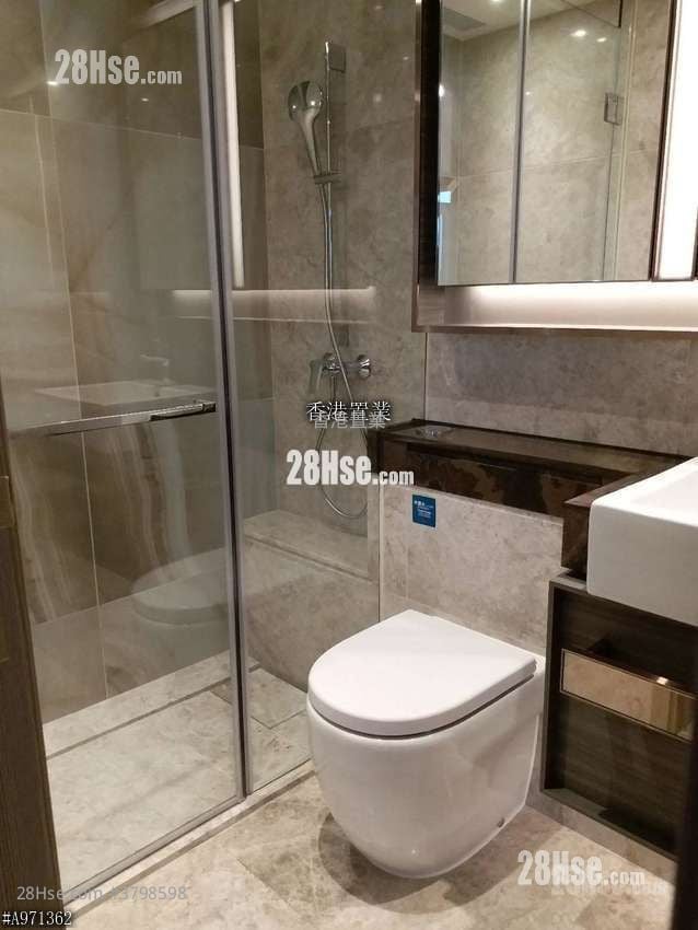 The Wings Rental 4 Bedrooms , 2 Bathrooms 1,010 ft²