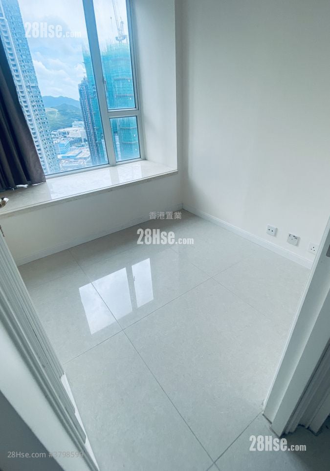 致蓝天 租盘 3 房 , 2 浴室 758 平方尺