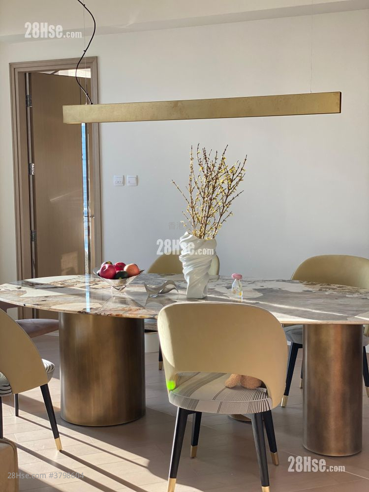 Cullinan West Rental 3 Bedrooms , 2 Bathrooms 1,630 ft²