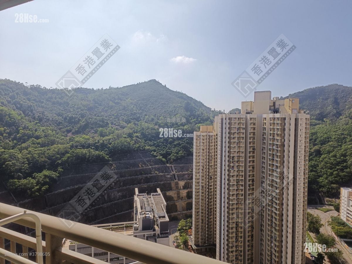 都会駅 租盘 2 房 , 1 浴室 492 平方尺