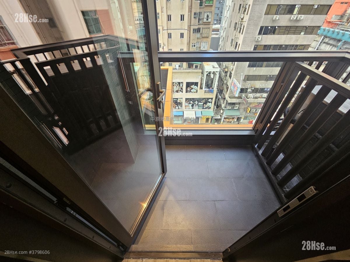 Bright Moon Rental 1 Bedroom , 1 Bathroom 284 ft²