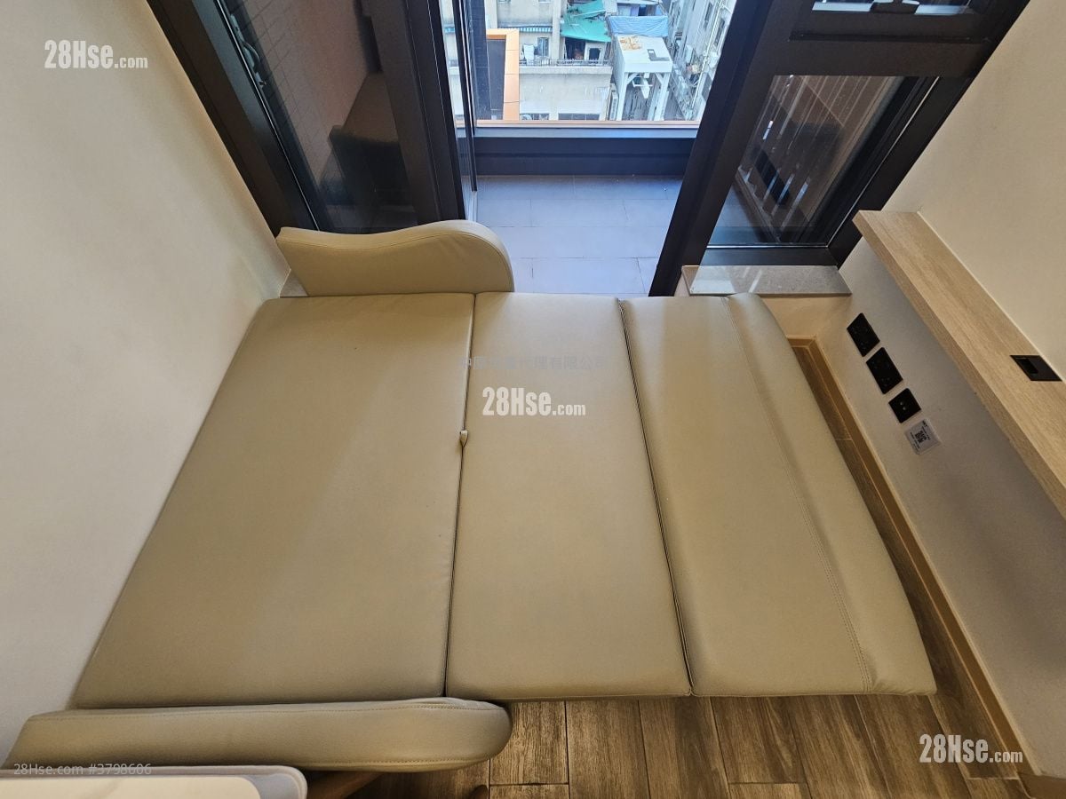 Bright Moon Rental 1 Bedroom , 1 Bathroom 284 ft²