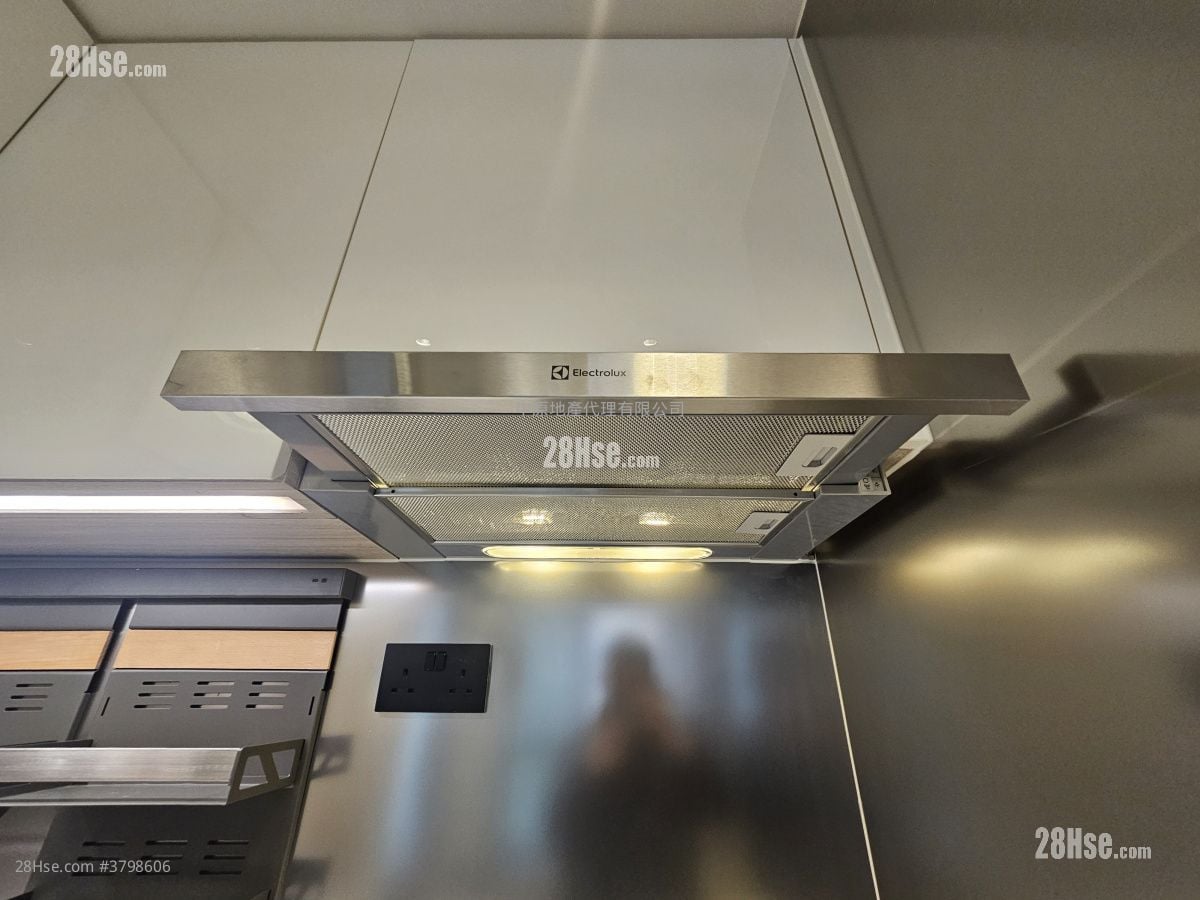 Bright Moon Rental 1 Bedroom , 1 Bathroom 284 ft²