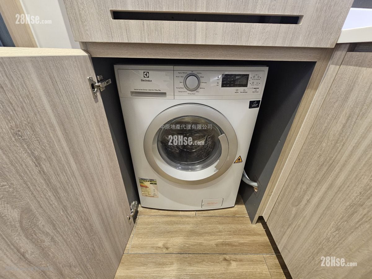 Bright Moon Rental 1 Bedroom , 1 Bathroom 284 ft²