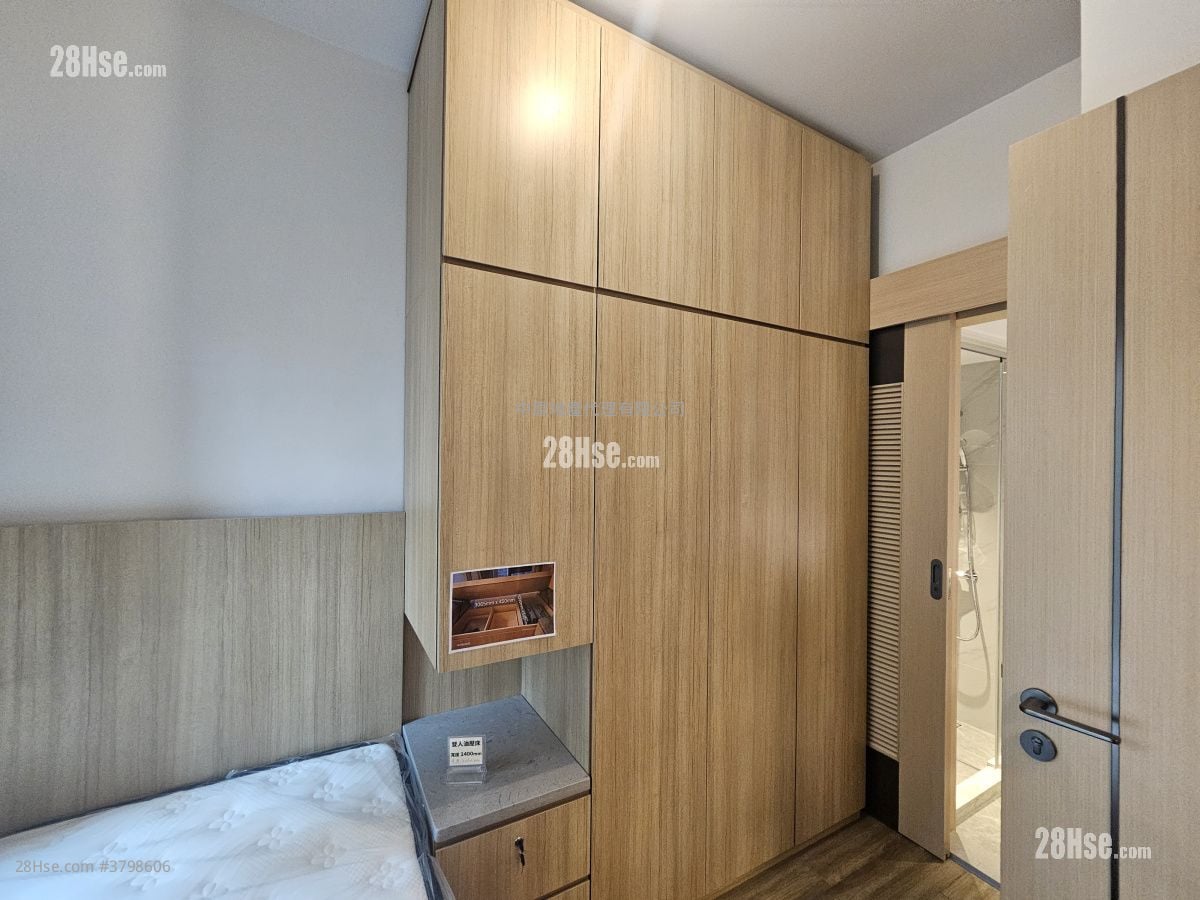 Bright Moon Rental 1 Bedroom , 1 Bathroom 284 ft²