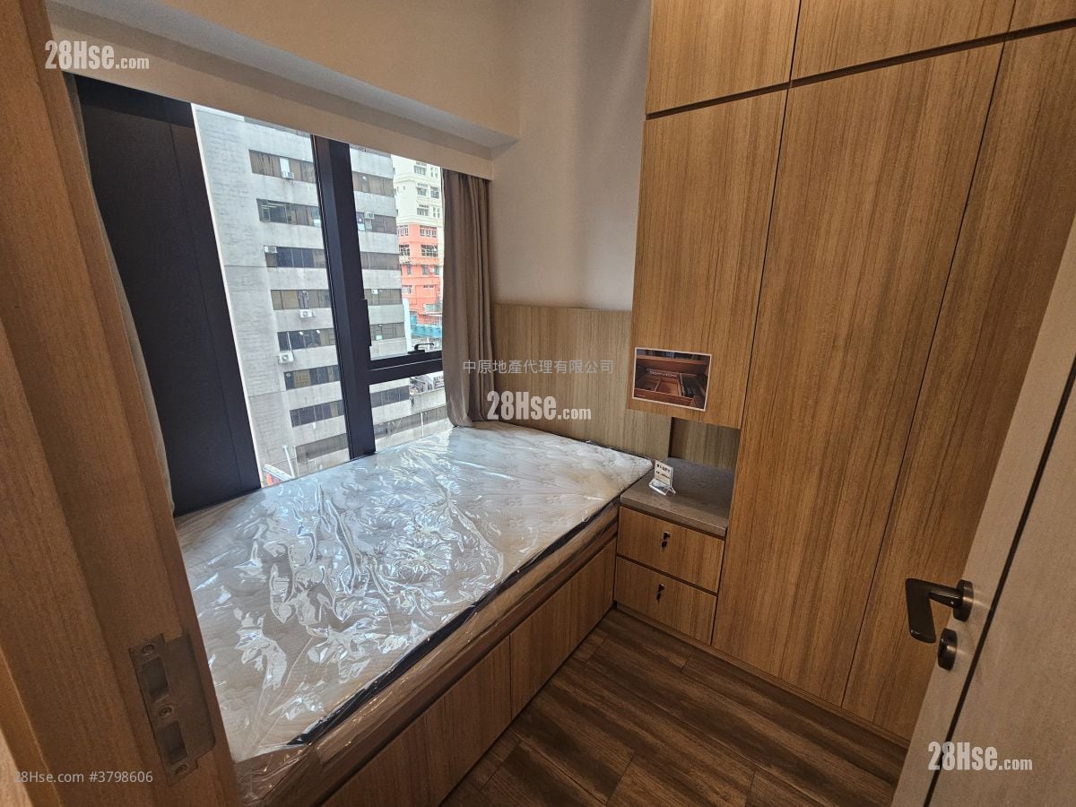 Bright Moon Rental 1 Bedroom , 1 Bathroom 284 ft²