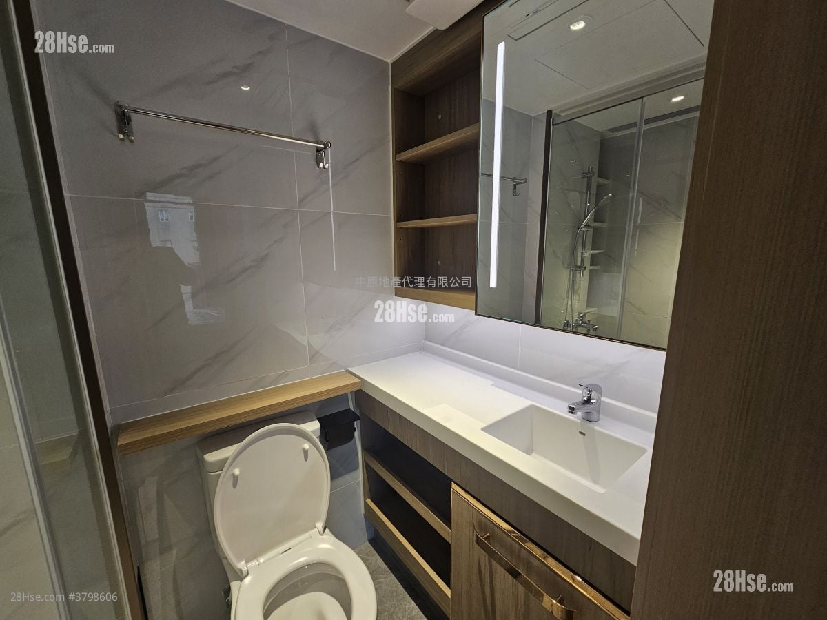 Bright Moon Rental 1 Bedroom , 1 Bathroom 284 ft²