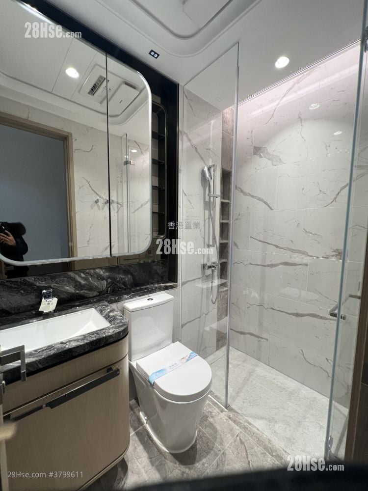 浴室: 凯柏峰 II 租盘 2 房 , 1 浴室 443 平方尺