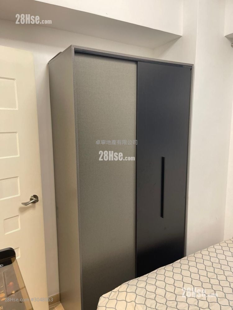 Lap Hing Building Sell 1 Bedroom , 1 Bathroom 336 ft²