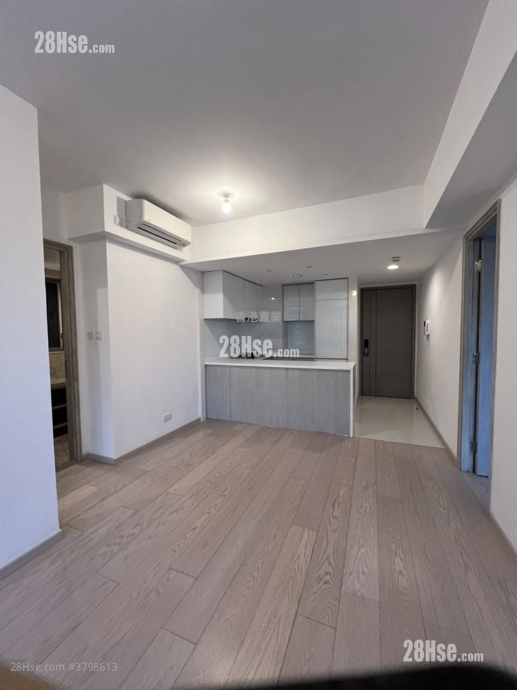 厅: Sea To Sky 租盘 2 房 , 1 浴室 466 平方尺