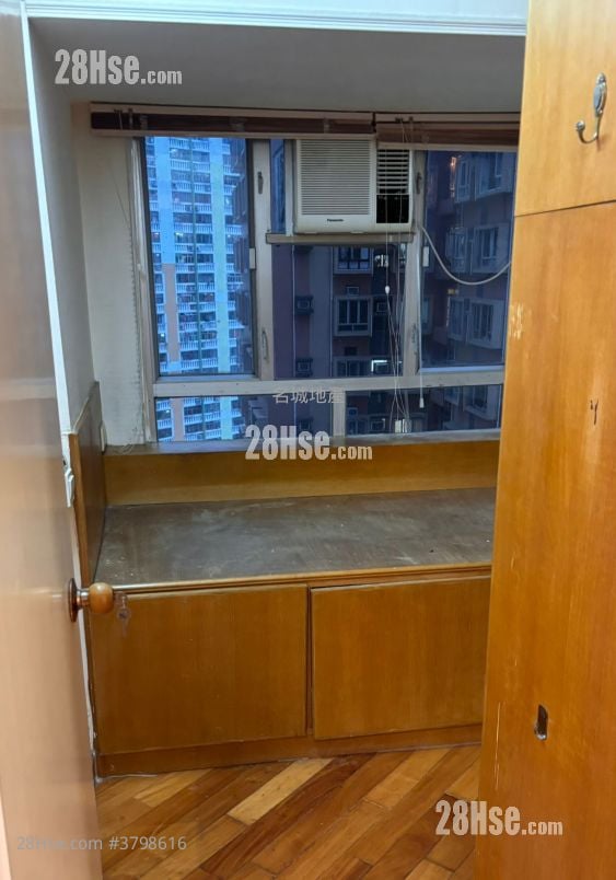 Golden Lion Garden Sell 1 Bedroom , 1 Bathroom 260 ft²