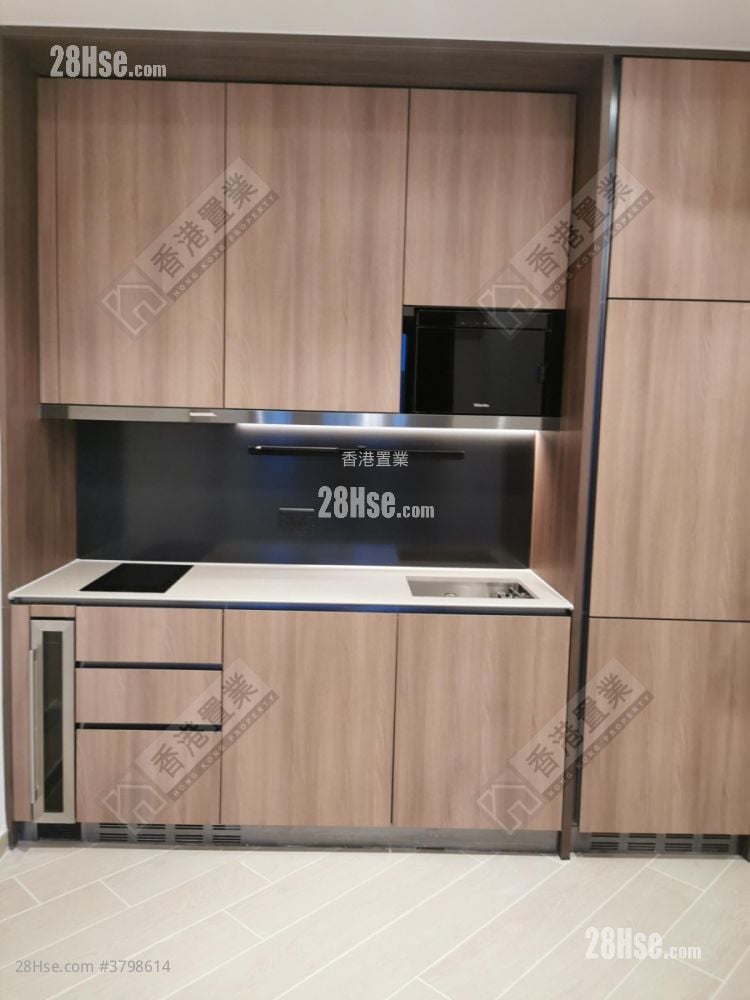 Lp10 Rental 2 Bedrooms , 2 Bathrooms 640 ft²