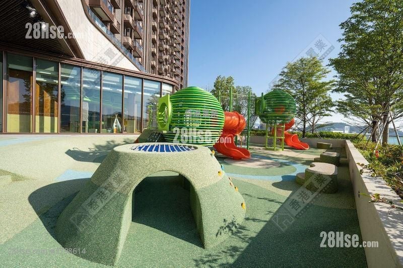 Lp10 Rental 2 Bedrooms , 2 Bathrooms 640 ft²