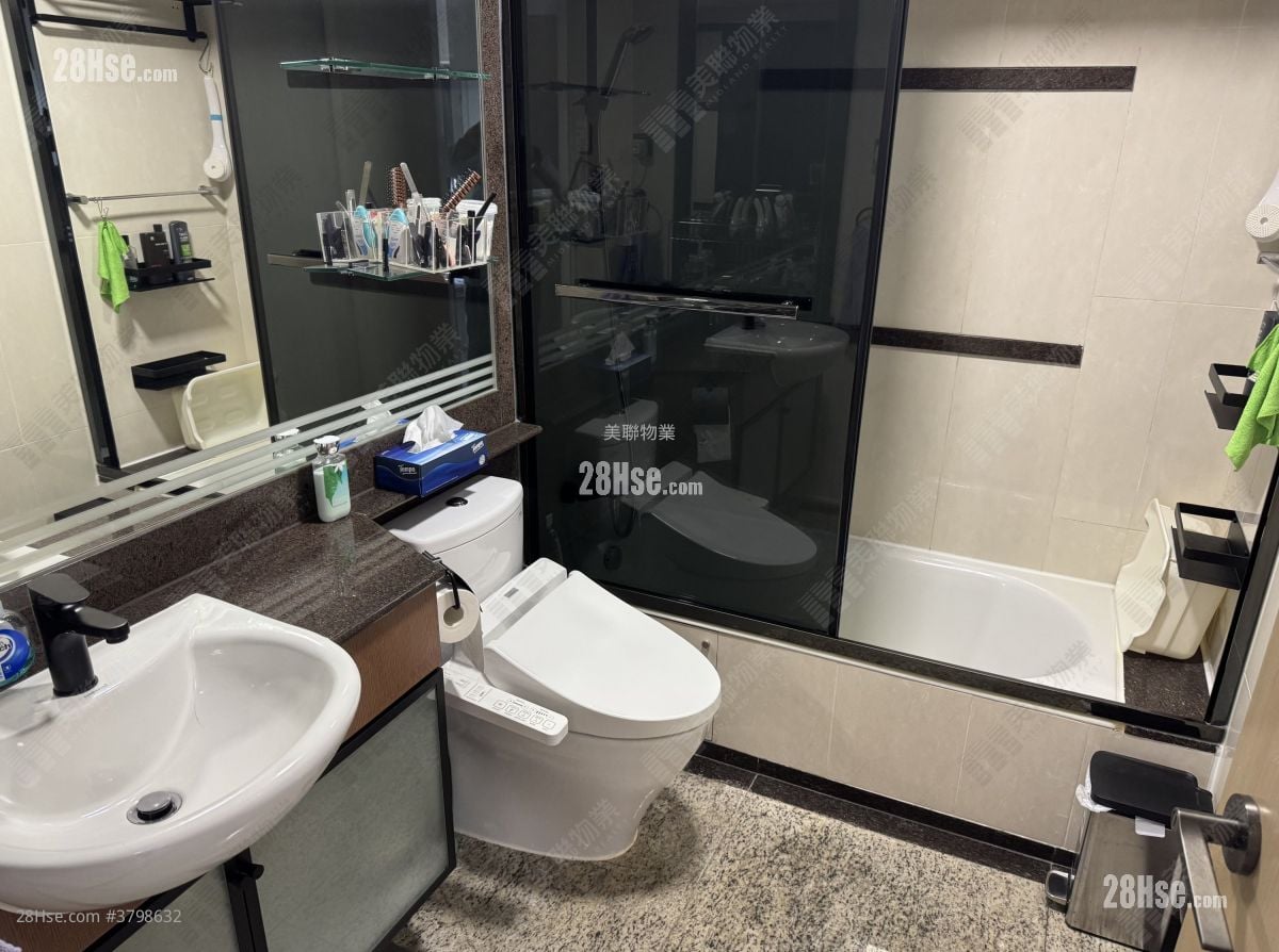 君傲湾 售盘 3 房 , 2 浴室 787 平方尺