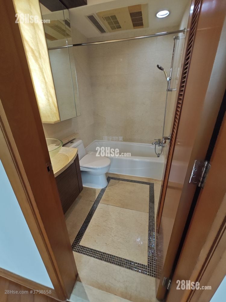 Chelsea Court Sell 2 Bedrooms , 1 Bathroom 454 ft²