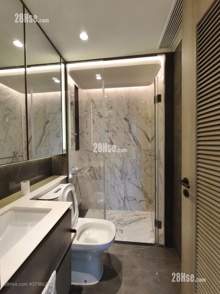 上源 售盘 3 房 , 2 浴室 755 平方尺