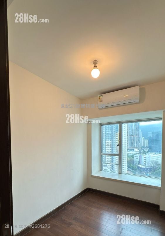 Billionnaire Royale Rental 3 Bedrooms , 2 Bathrooms 887 ft²