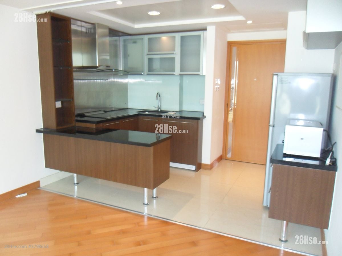 Chelsea Court Sell 2 Bedrooms , 1 Bathroom 454 ft²