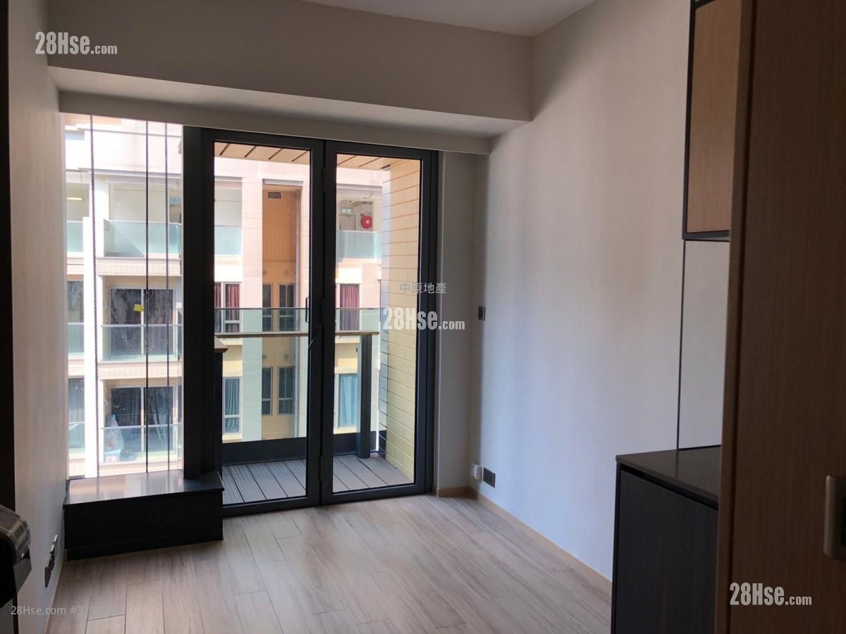 厅: 利奥坊凯岸 售盘 1 房 , 1 浴室 248 平方尺