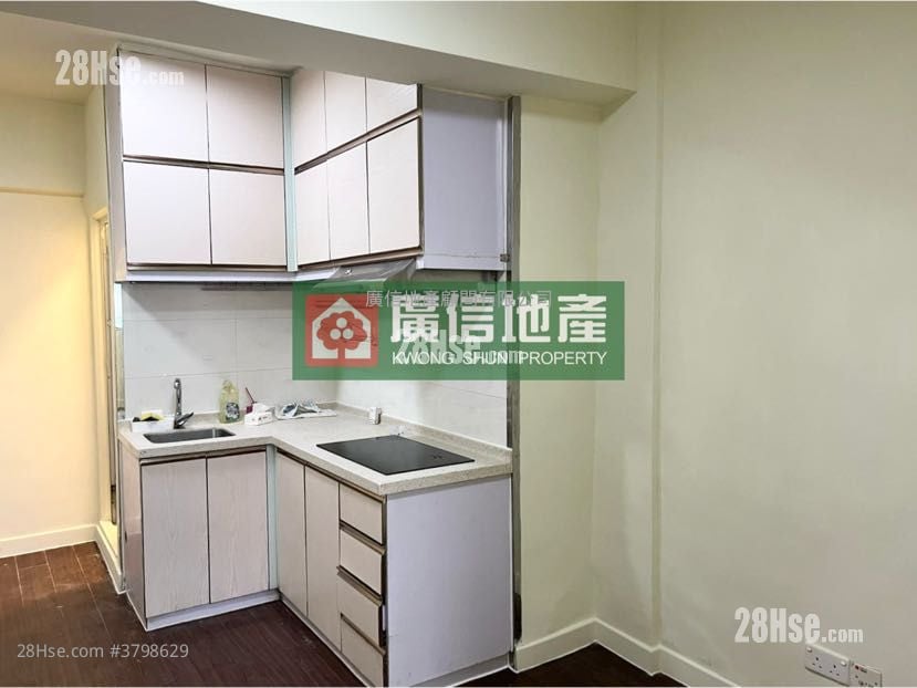 富贵大厦 租盘 2 房 , 1 浴室 304 平方尺