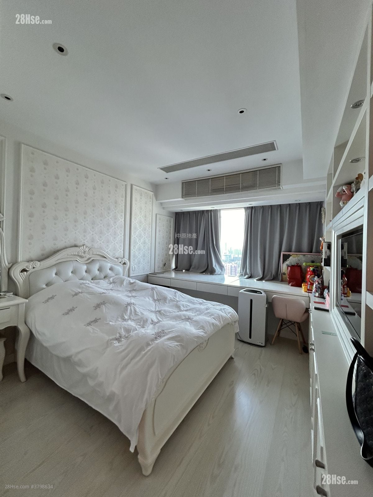 Celestial Heights Sell 3 Bedrooms , 3 Bathrooms 1,975 ft²