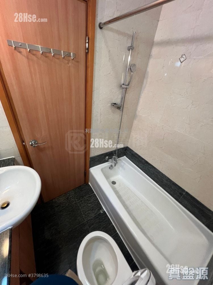 Liberte Sell 2 Bedrooms , 1 Bathroom 517 ft²