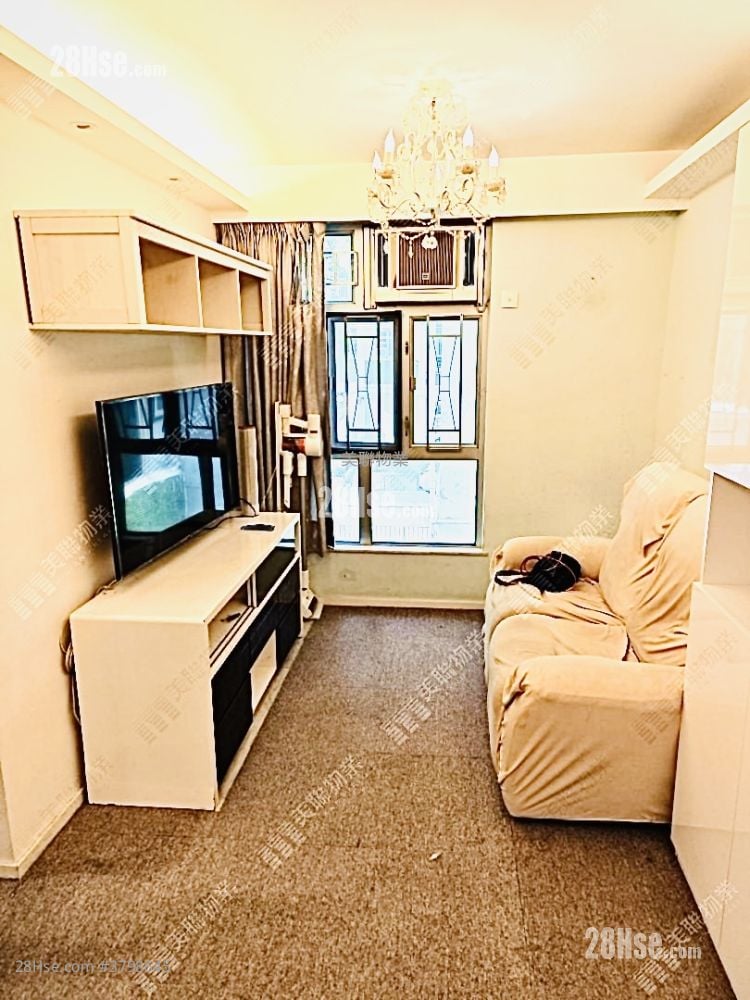 Nan Fung Sun Chuen Sell 2 Bedrooms 391 ft²
