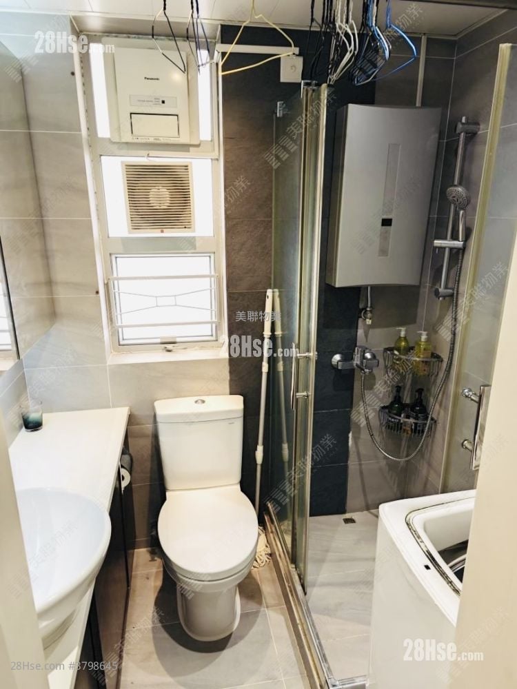 Nan Fung Sun Chuen Sell 2 Bedrooms 391 ft²