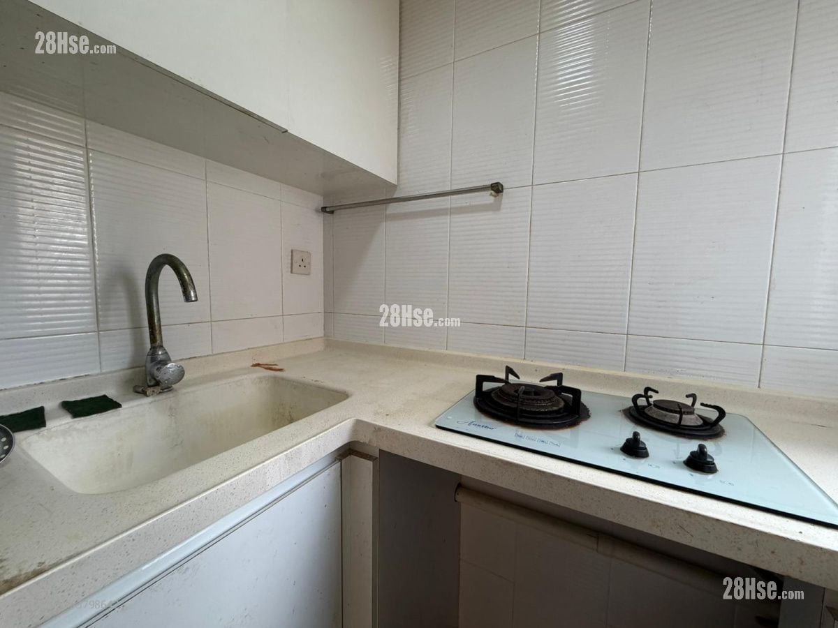 永华大厦 售盘 2 房 , 1 浴室 326 平方尺