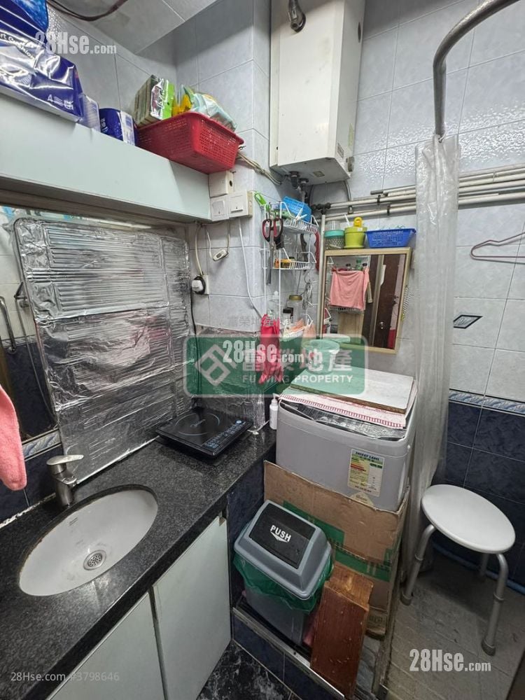 鸿禧大厦 售盘 2 房 , 1 浴室 306 平方尺