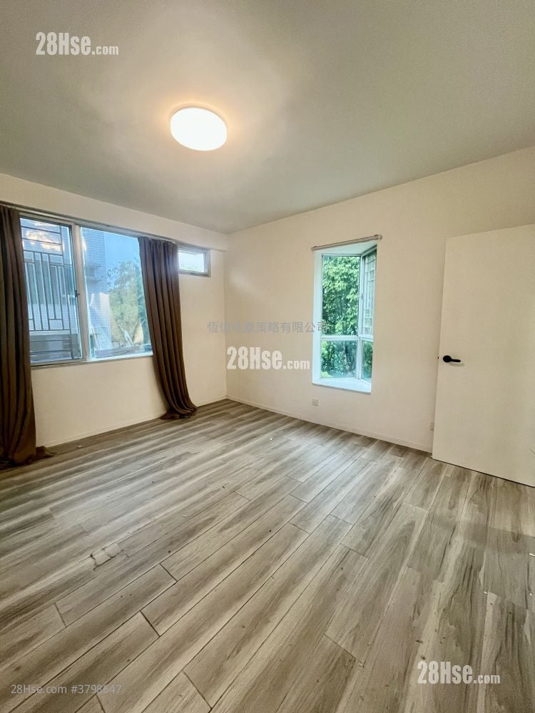 加州花园 售盘 3 房 , 2 浴室 1,371 平方尺