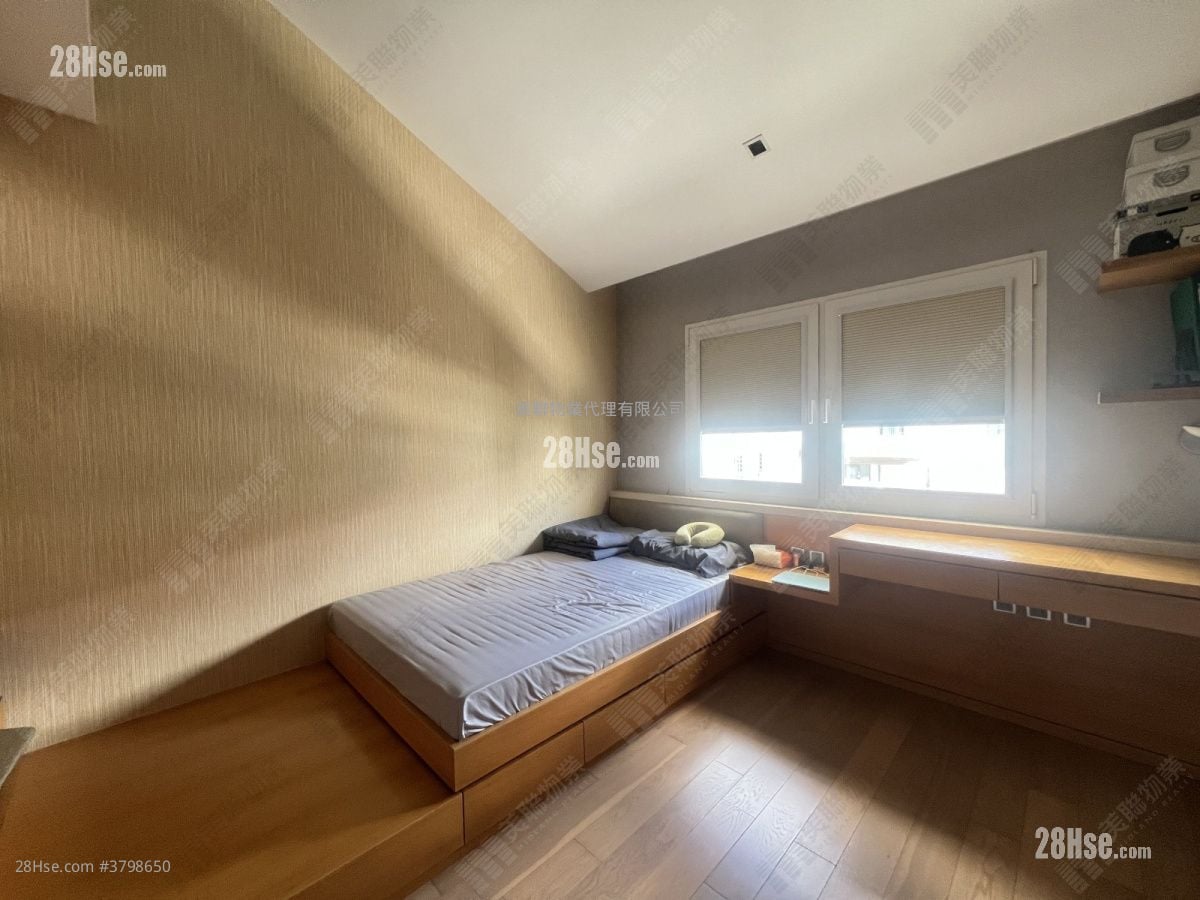 锦绣花园 售盘 4 房 , 3 浴室 950 平方尺