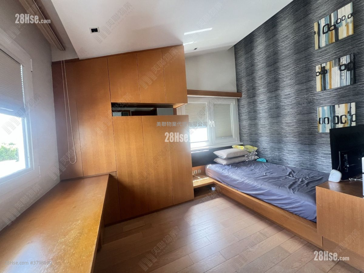 锦绣花园 售盘 4 房 , 3 浴室 950 平方尺